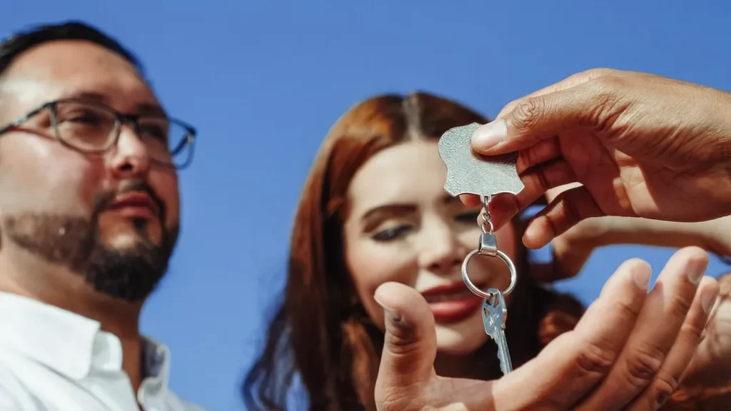 Best locksmith solution - count on us - locksmith in Hollywood FL